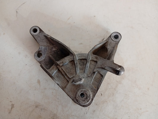 Soporte Base Caja Inferior Chevrolet Orlando