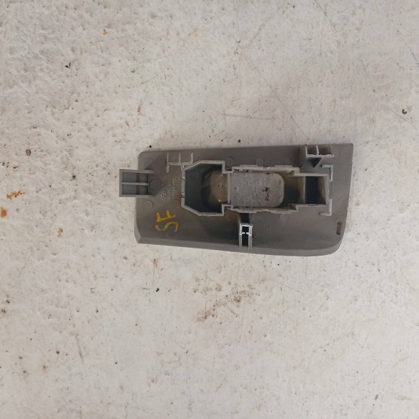 Embellecedor Mando Eleva Vidrio Hyundai Santa Fe