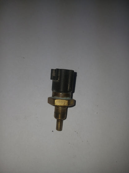 Valvula Temperatura Aceite Nissan Sentra B16 Tiida