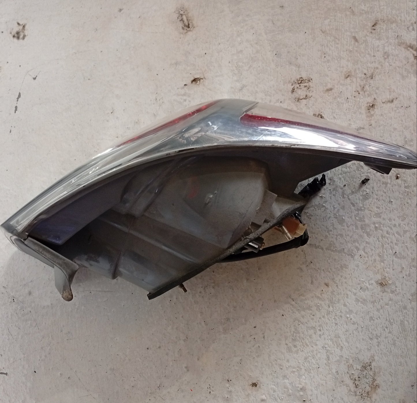 Stop Esquina Mazda6 Fondo Blanco