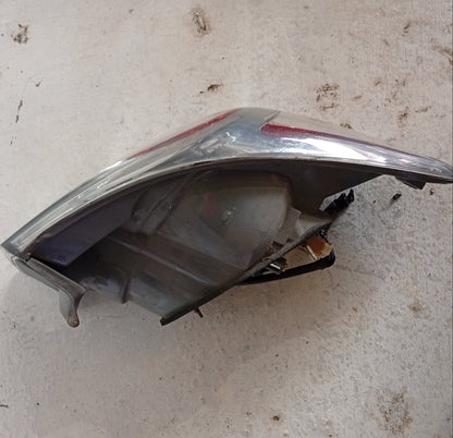 Stop Esquina Mazda6 Fondo Blanco