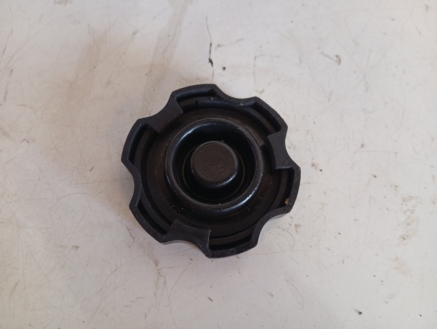 Tapa Envase Deposito Liga Freno Chevrolet Silverado 1999 2002