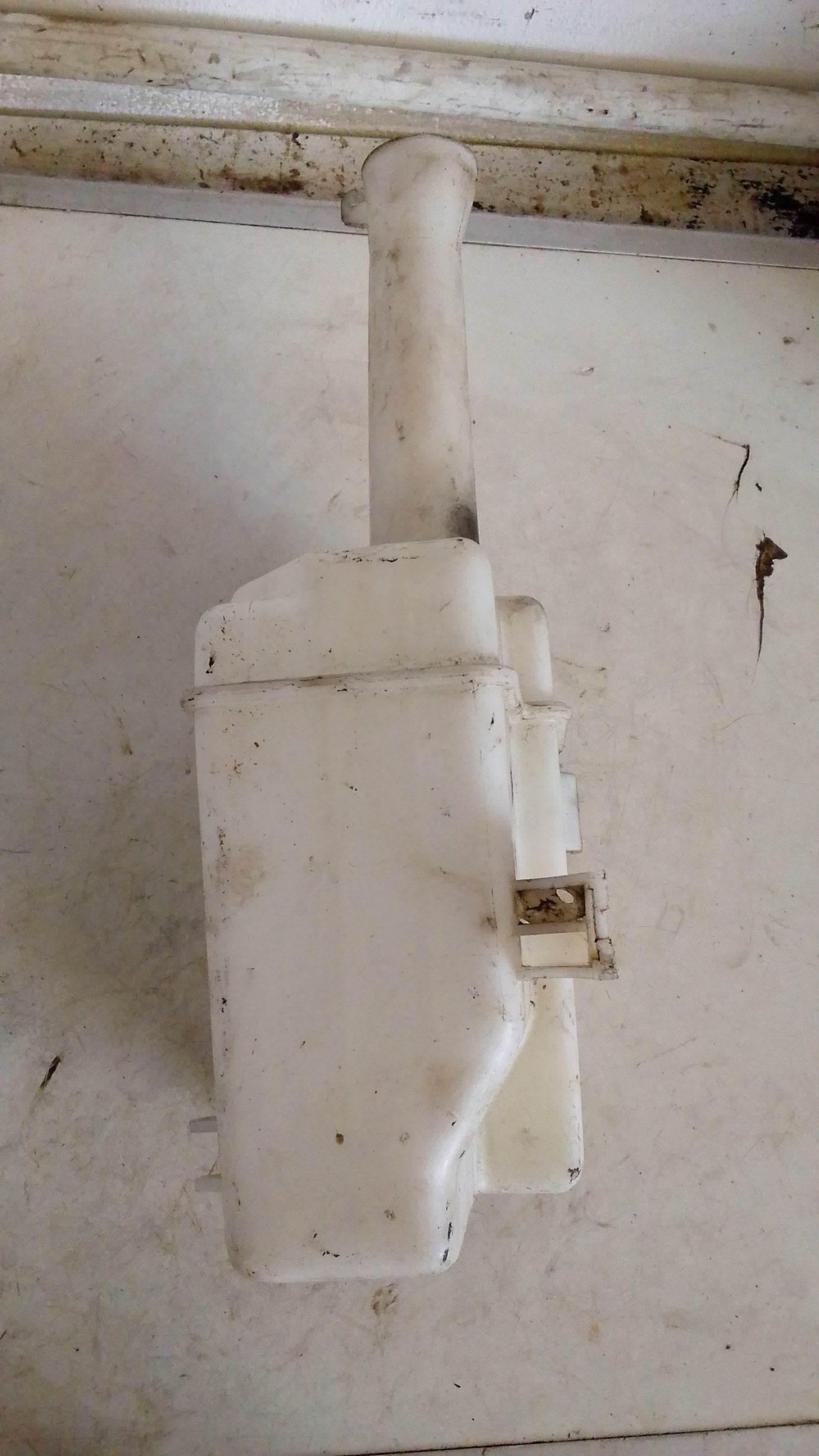 Envase Deposito Limpiaparabrisa Hyundai Accent 2005