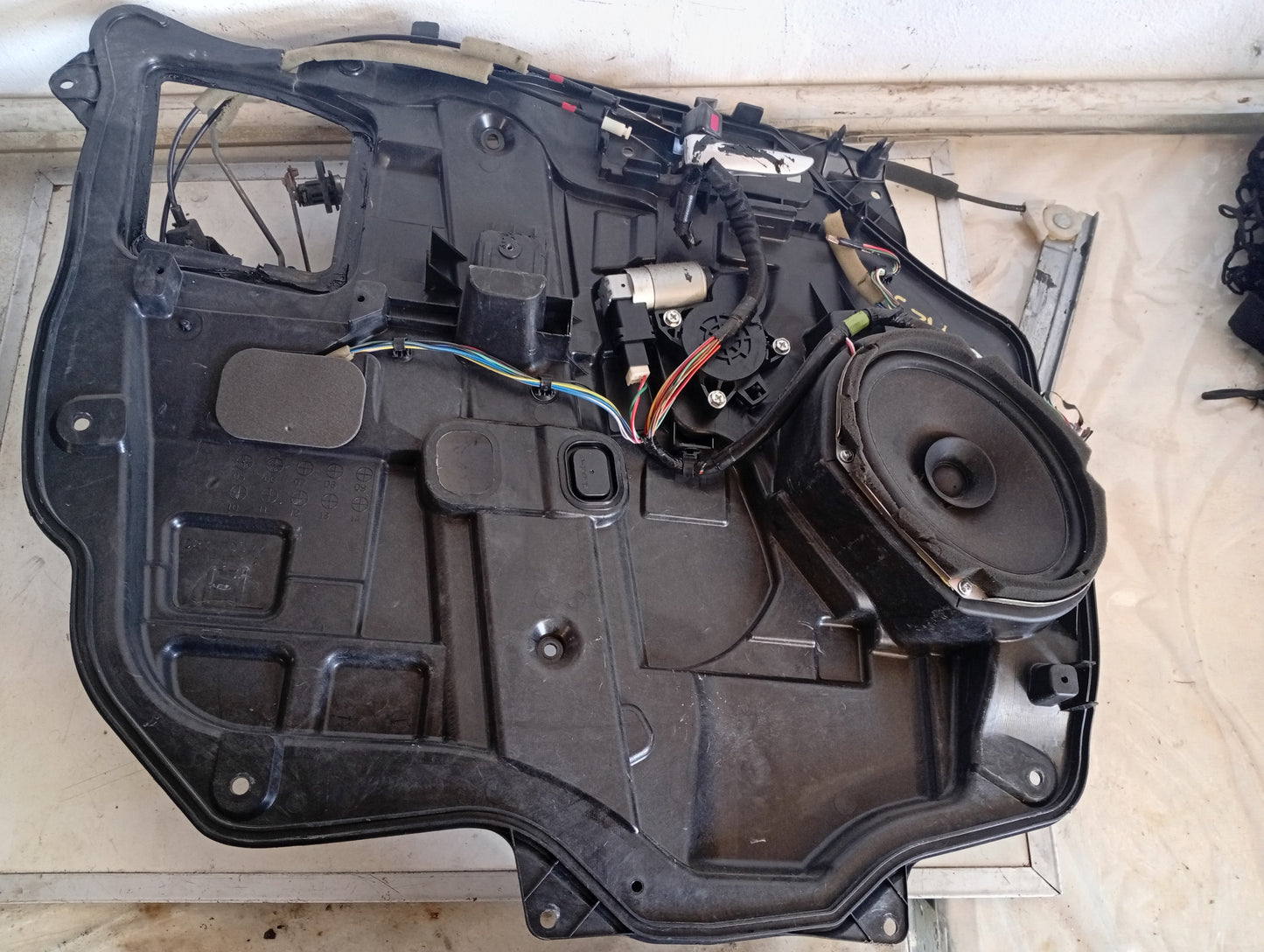 Tapa Puerta Manilla y Corneta Mazda5