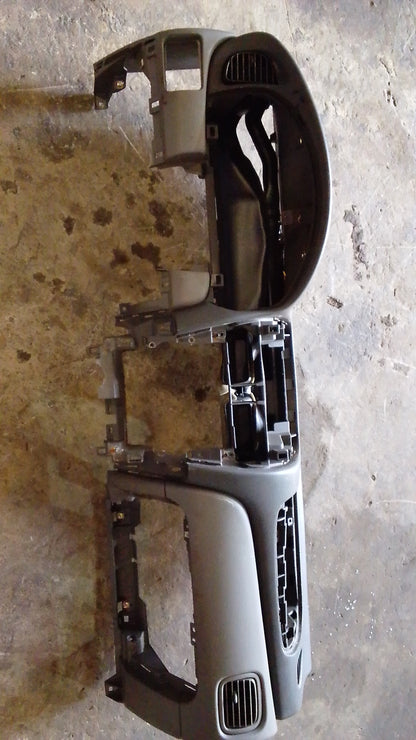 Tablero Central Nissan Sentra B15 2005