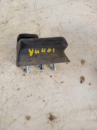 Manilla Sujetador De Vidrio De Compuerta Chevrolet Silverado Tahoe 2001