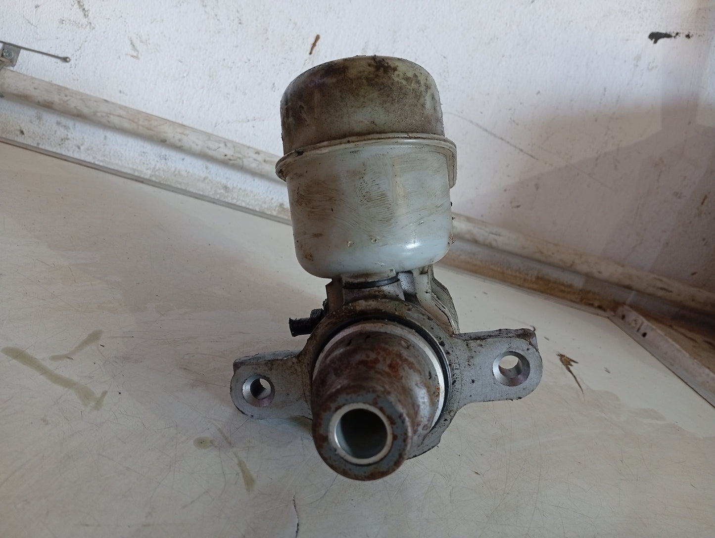Bomba De Freno Chevrolet Trailblazer 2009 Importada