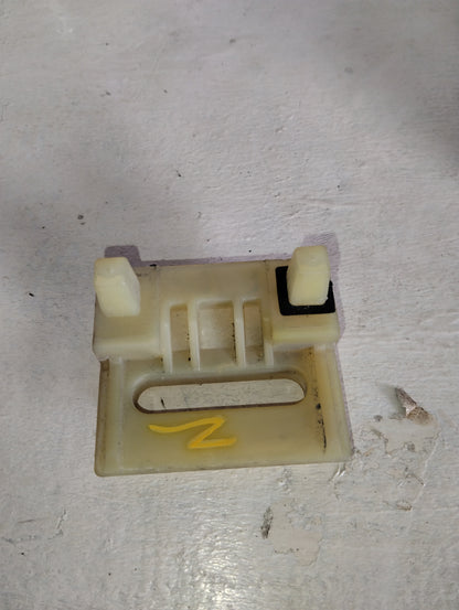 Base Soporte Parachoque Trasero Nissan 350Z