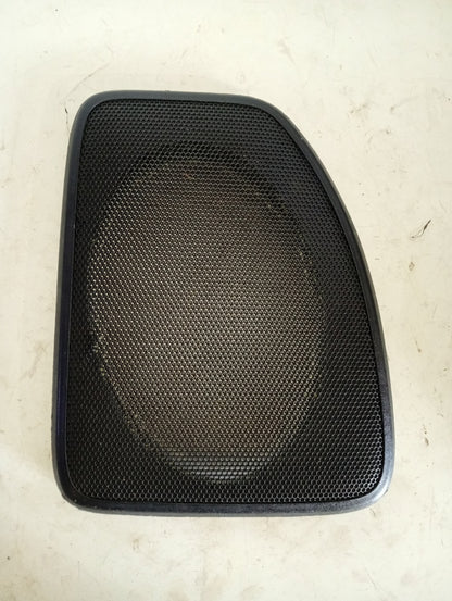 Tapa Corneta Trasera Toyota Yaris 2006 2011