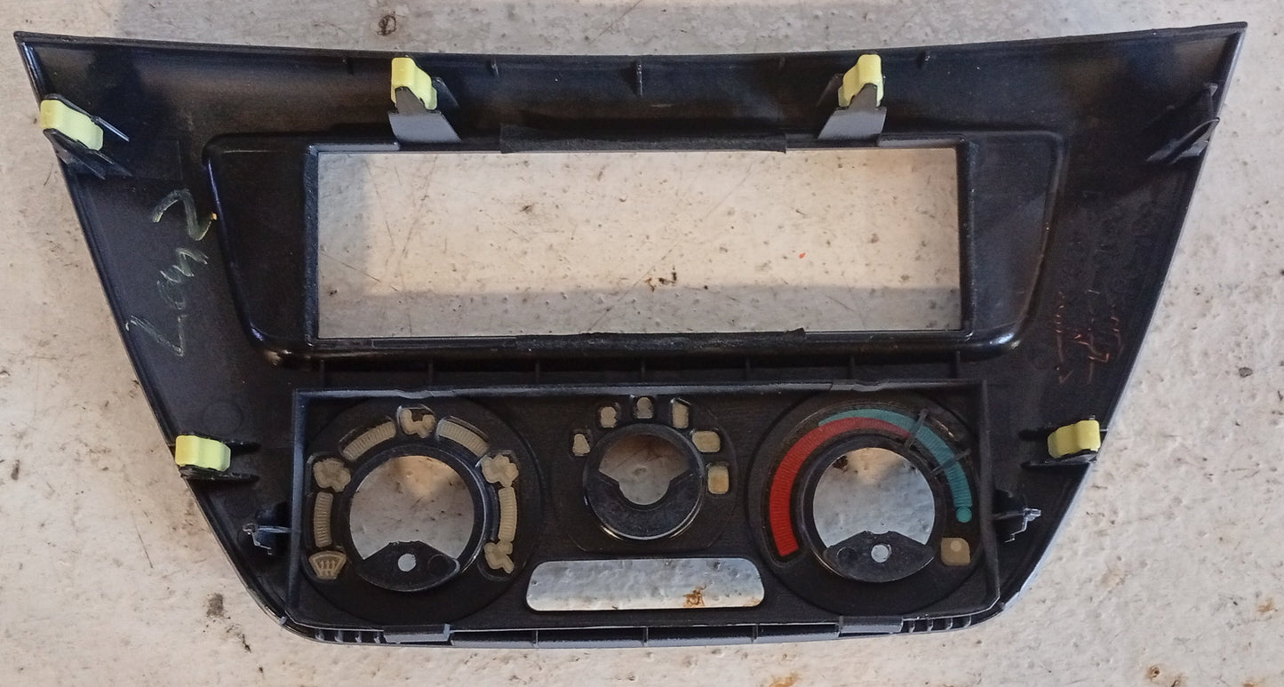 Moldura Mando Aire Mitsubishi Lancer 2002 2008
