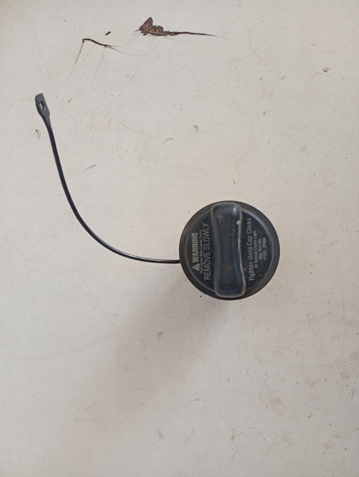 Tapa Gasolina Nissan Frontier 2005