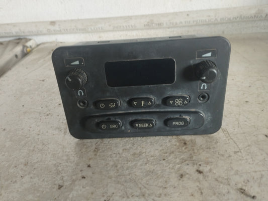 Unidad Audio Trasero Chevrolet Tahoe 2004