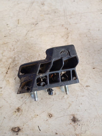 Manilla Sujetador De Vidrio De Compuerta Chevrolet Silverado Tahoe 2001