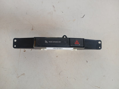 Boton Luz Emergencia Dodge Caravan 2001 2004