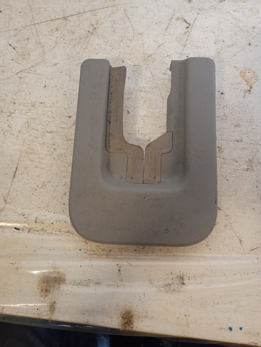 Embellecedor Cinturon Seguridad Toyota Highlander 2004