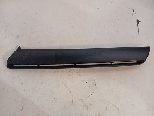 Embellecedor De Ventilacion Ventanilla Trasera Laterales Jeep Grand Cherokee WJ 1999 2004
