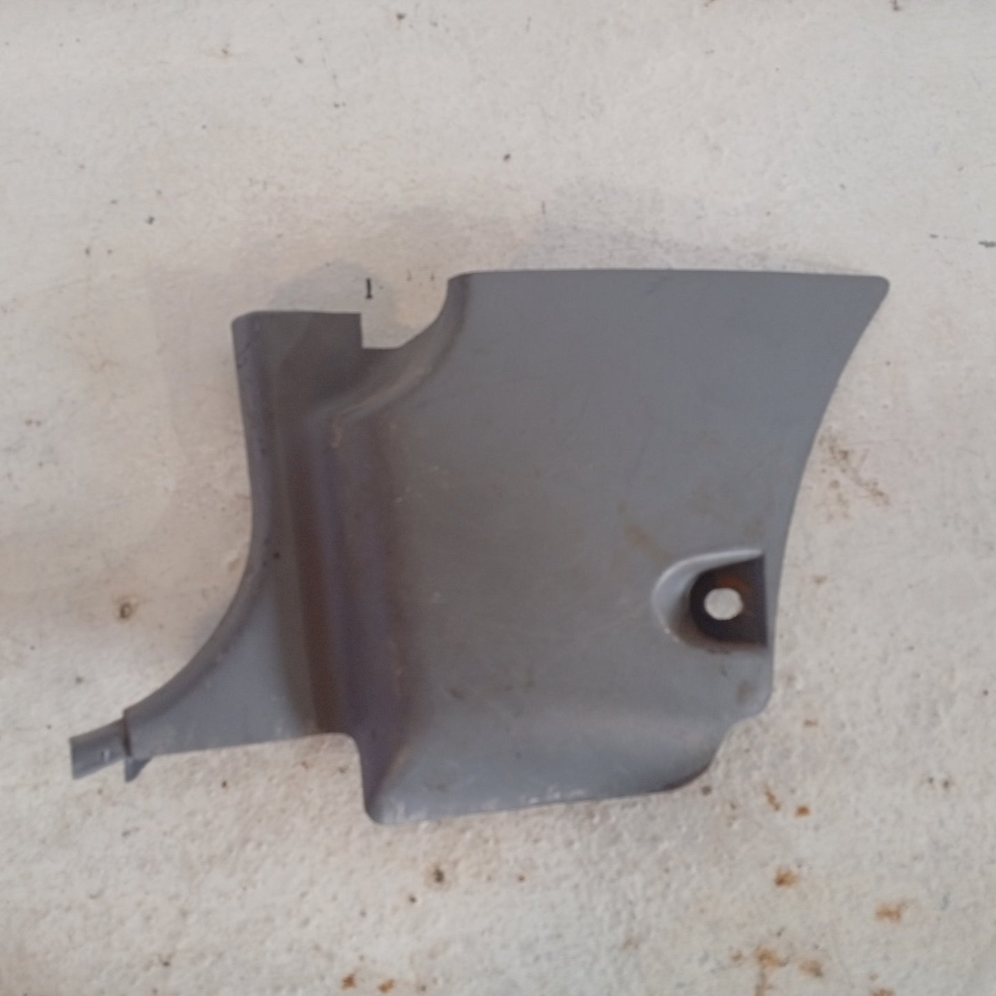 Estribo Delantero Nissan Sentra B14