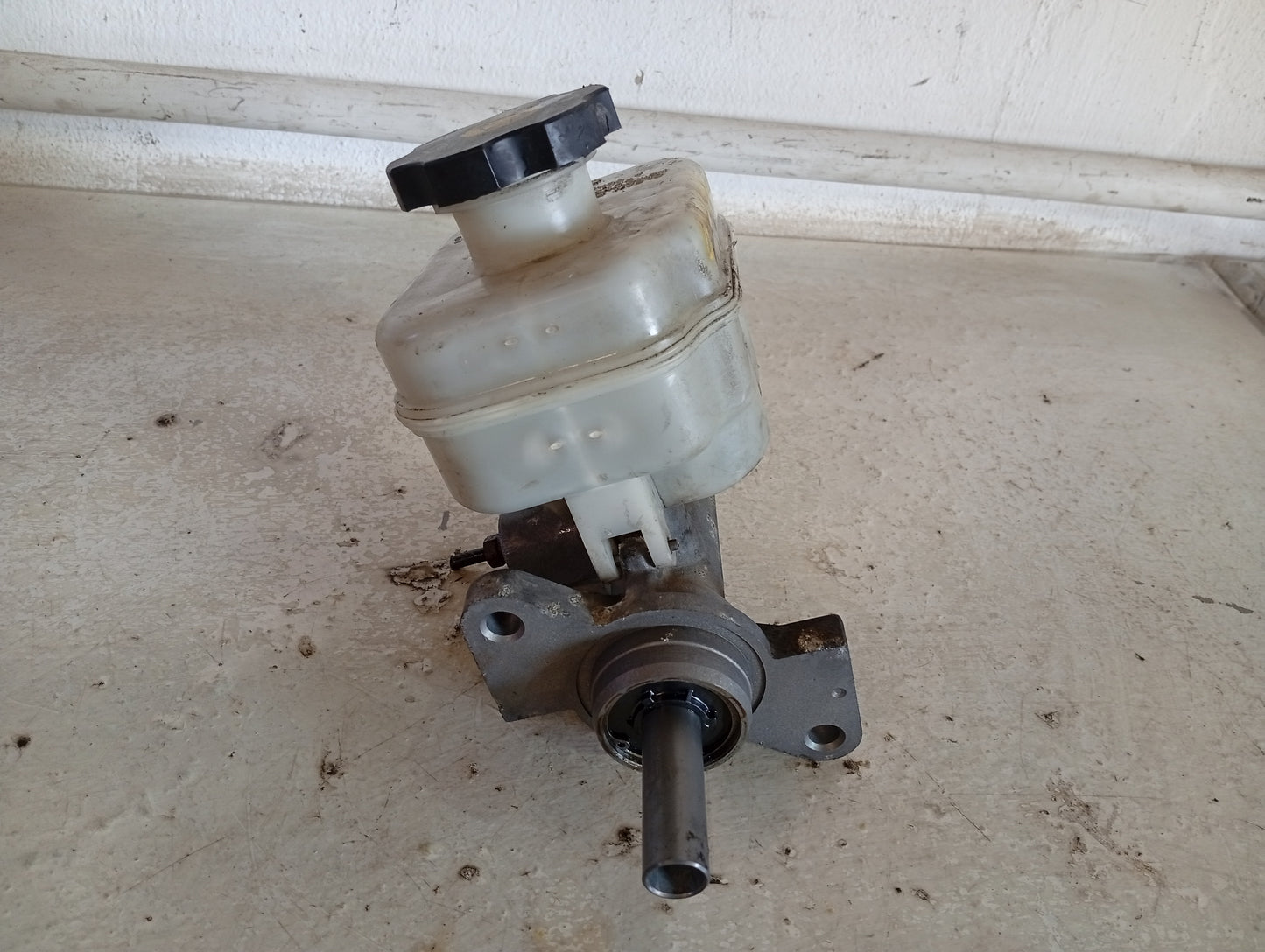 Bomba Freno Chevrolet Colorado 2006 2009