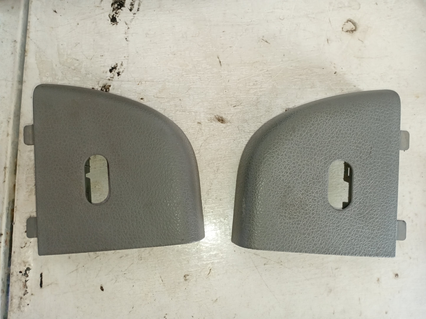 Embellecedor Mando Vidrio Trasero Ford F150 Doble Cabina 2004-2008