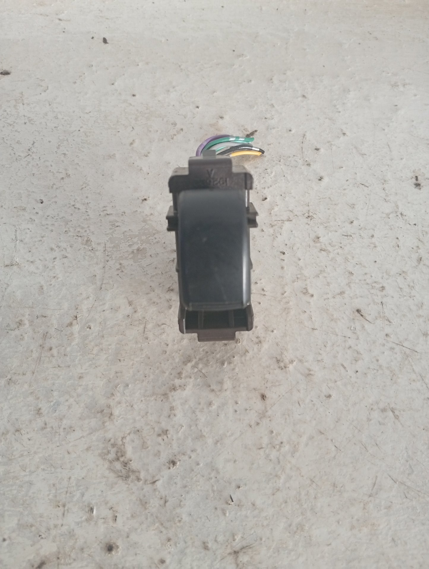 Mando Eleva Vidrio Individual Toyota   Highlander 2004