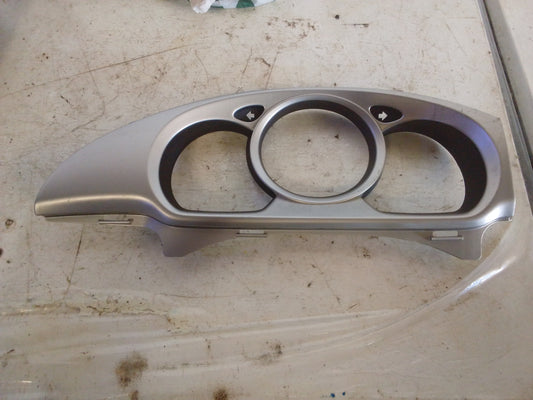 Embellecedor Cluster Toyota Highlander 2004