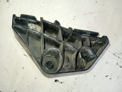 Base Parachoque Trasero Soporte Guia Toyota Corolla 2009 2013