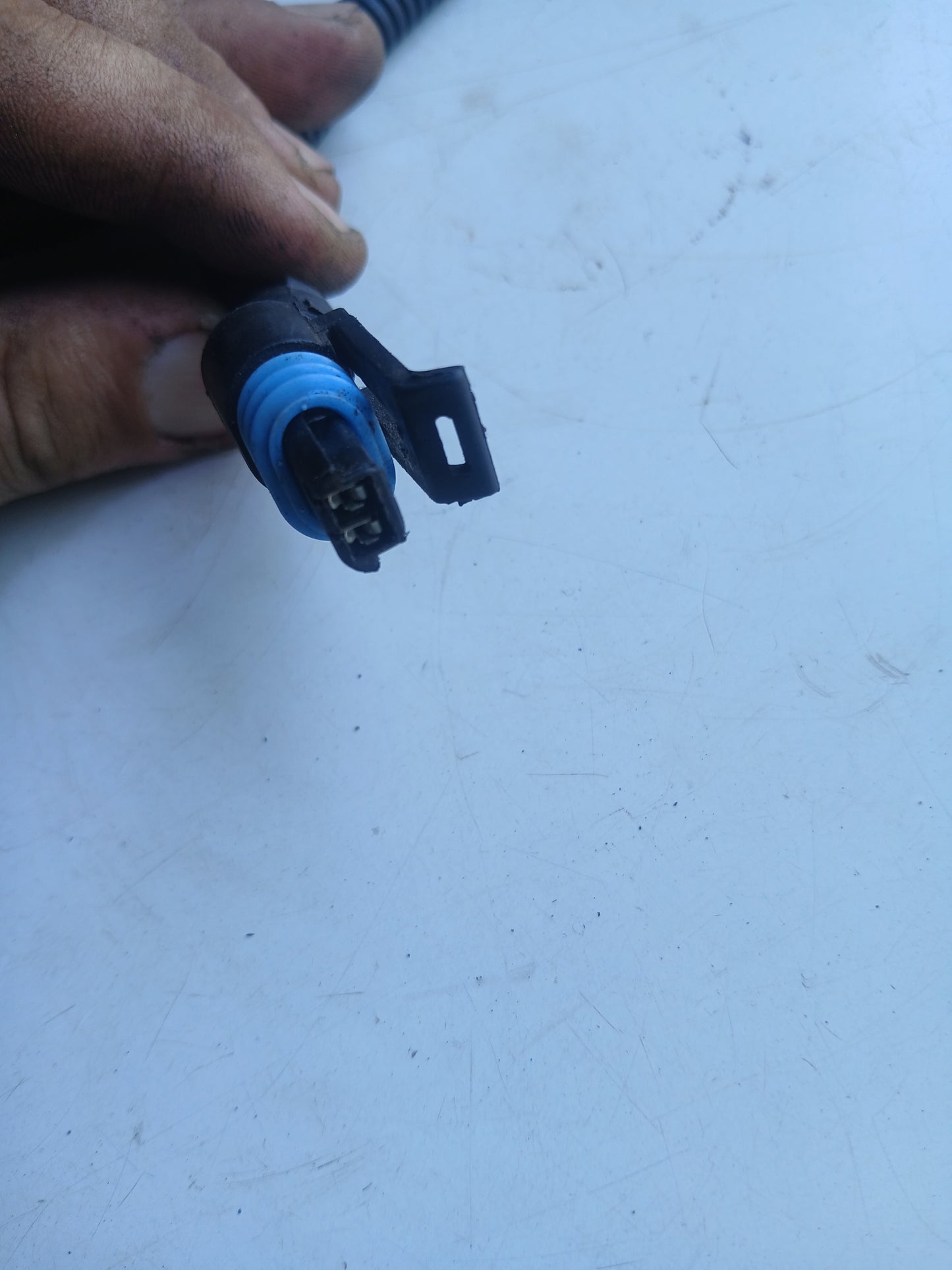 Conector Válvula Temperatura Chevrolet Aveo