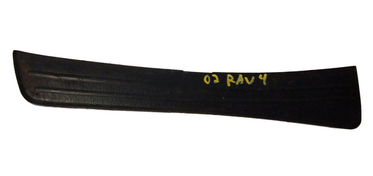 Moldura Protectora Borne Trasero Toyota Rav4 2002