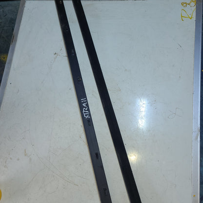 Cepillo Lamevidrio Interno Nissan Xtrail 1999 2007