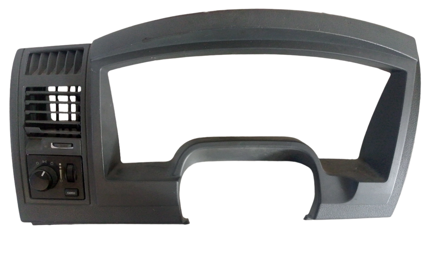 Embellecedor Cluster Tacometro Dodge Dakota 2005 2007