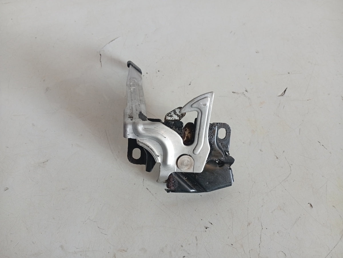 Cerradura Capot Honda CRV 2002 2006