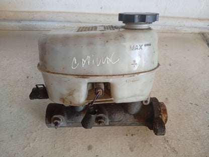 Bomba De Freno Cadillac Escalade 2005