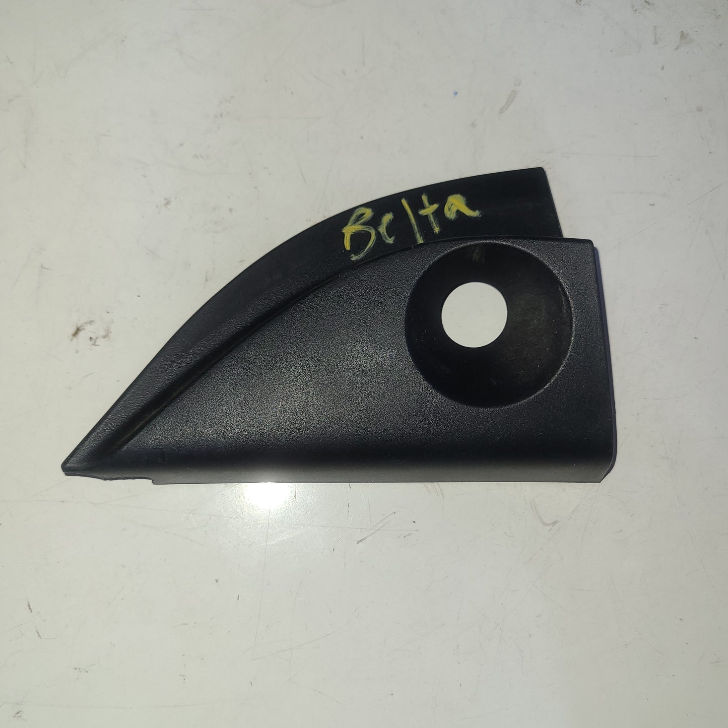 Tapa Tweeter Yaris Belta