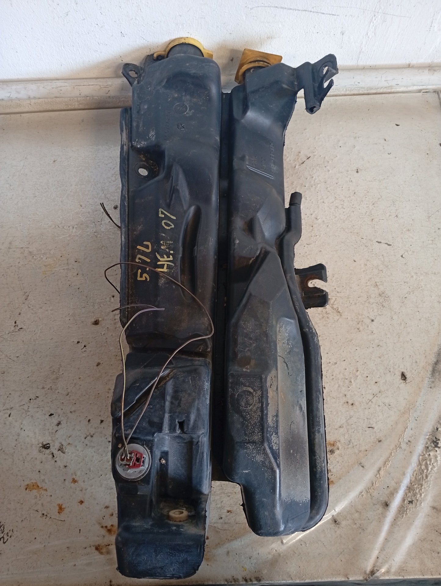 Envase Deposito Agua Dodge Dakota Durango 2004 2009