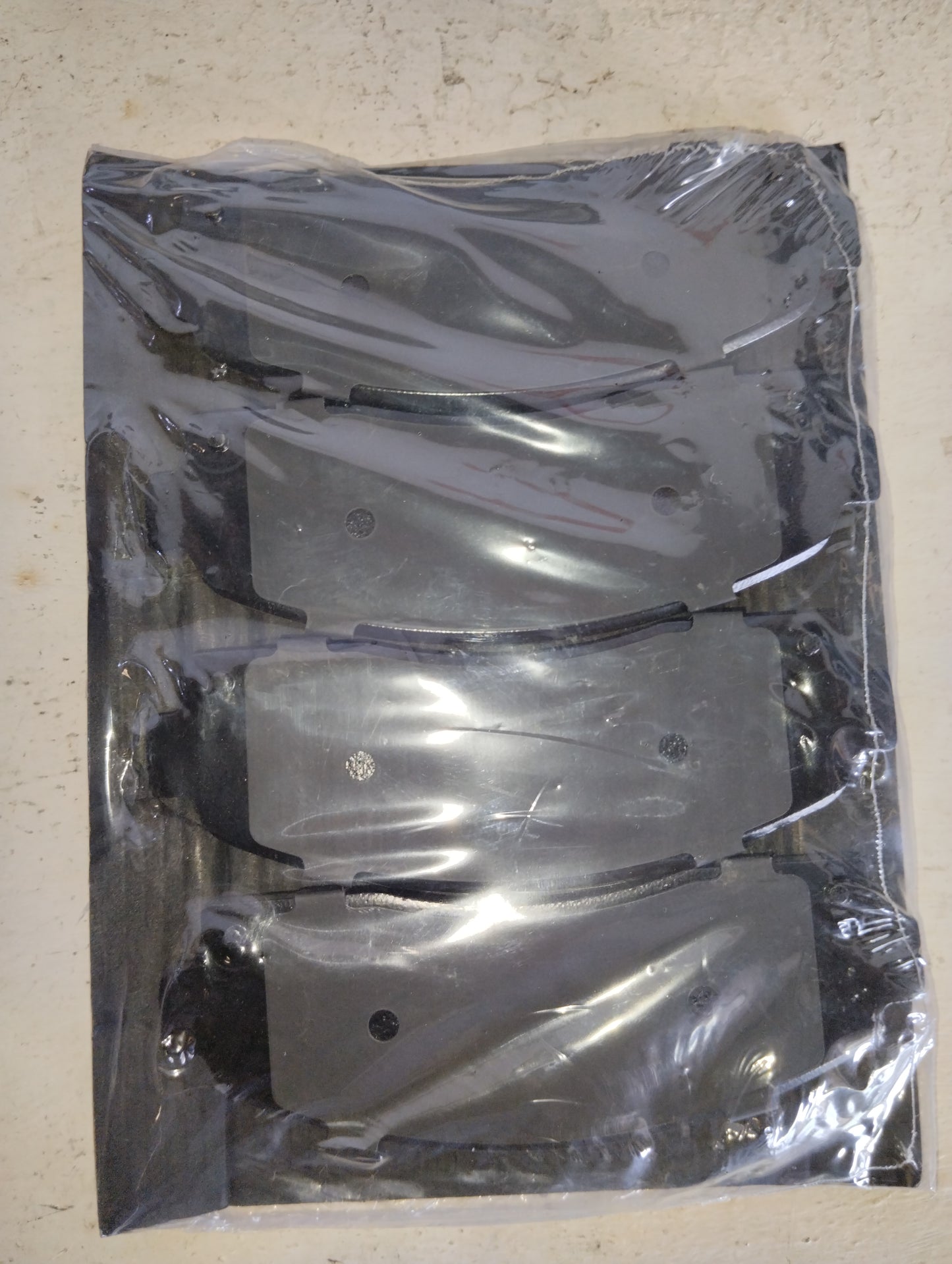Herraje y Pastillas Freno Ford Explorer 2004 NUEVO