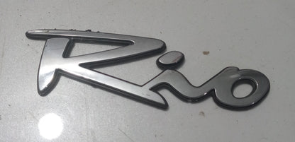 Emblema Letra Rio KIa