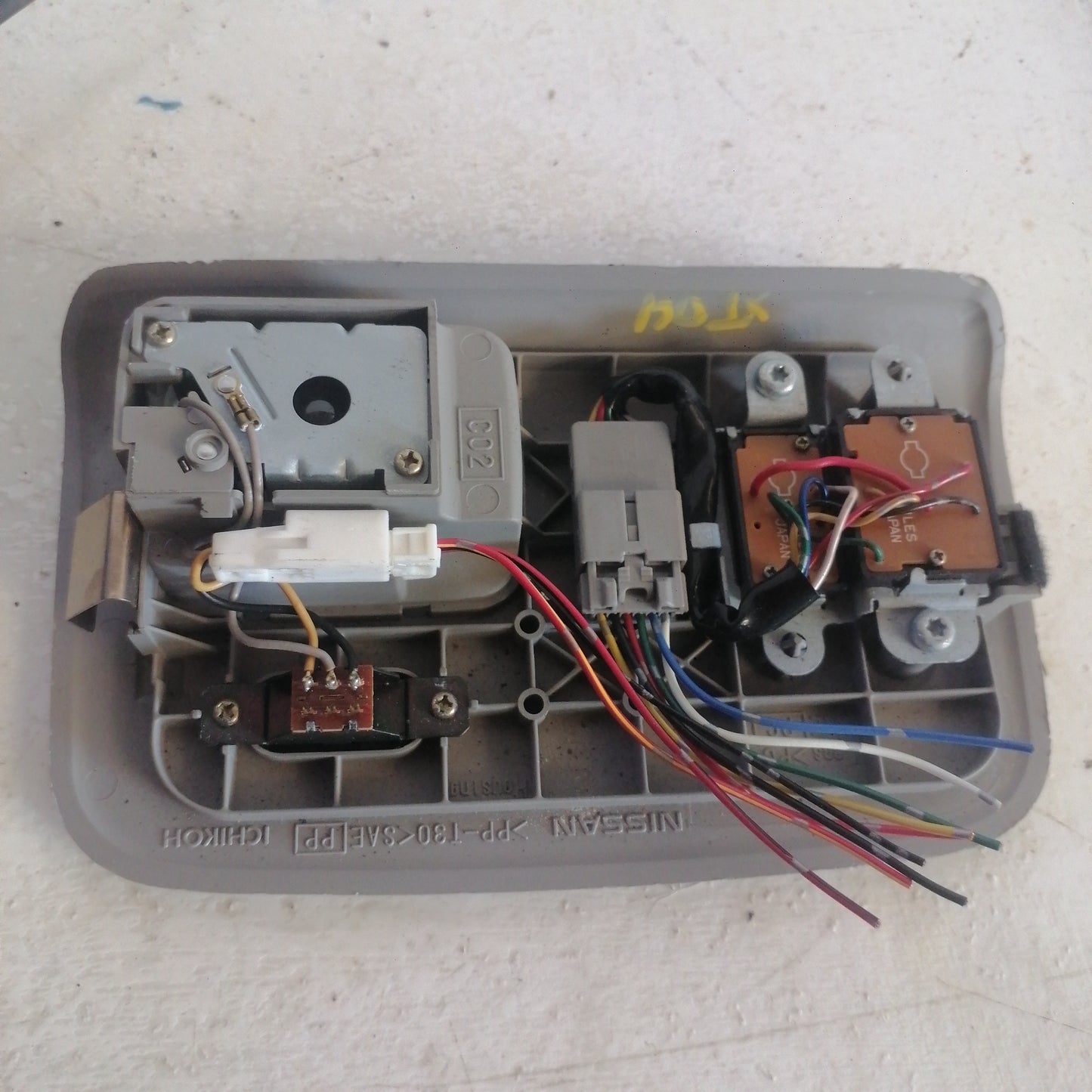 Lampara Luz Techo Quemacoco Nissan Xtrail 2001 2007