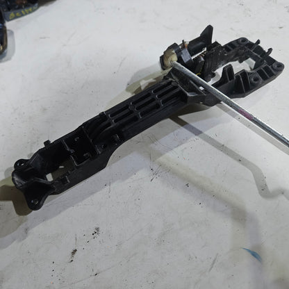 Base Manilla Externa Toyota Yaris Belta 2008 2010