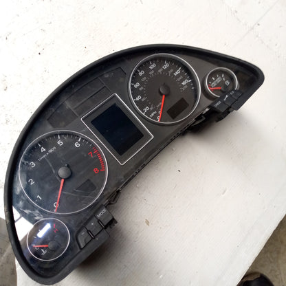 Cluster Audi A4