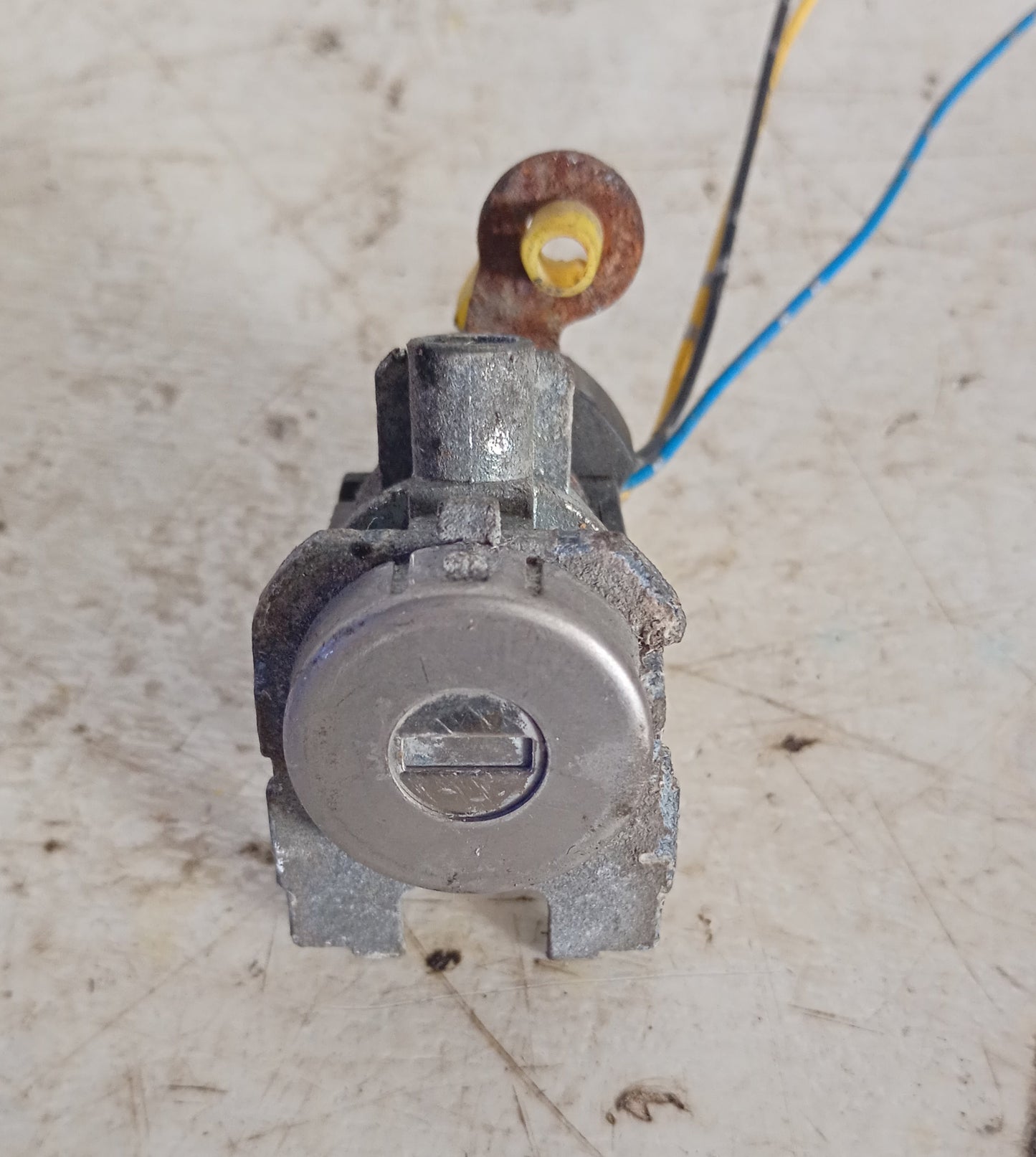 Cilindro Cerradura Maleta Nissan Tiida