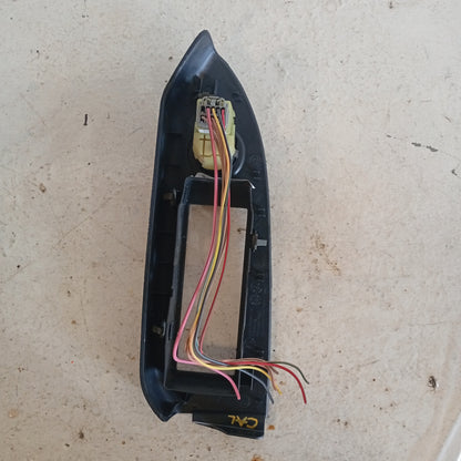 Embellecedor Mando Eleva Vidrio Dodge Caliber