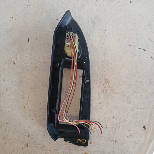 Embellecedor Mando Eleva Vidrio Dodge Caliber