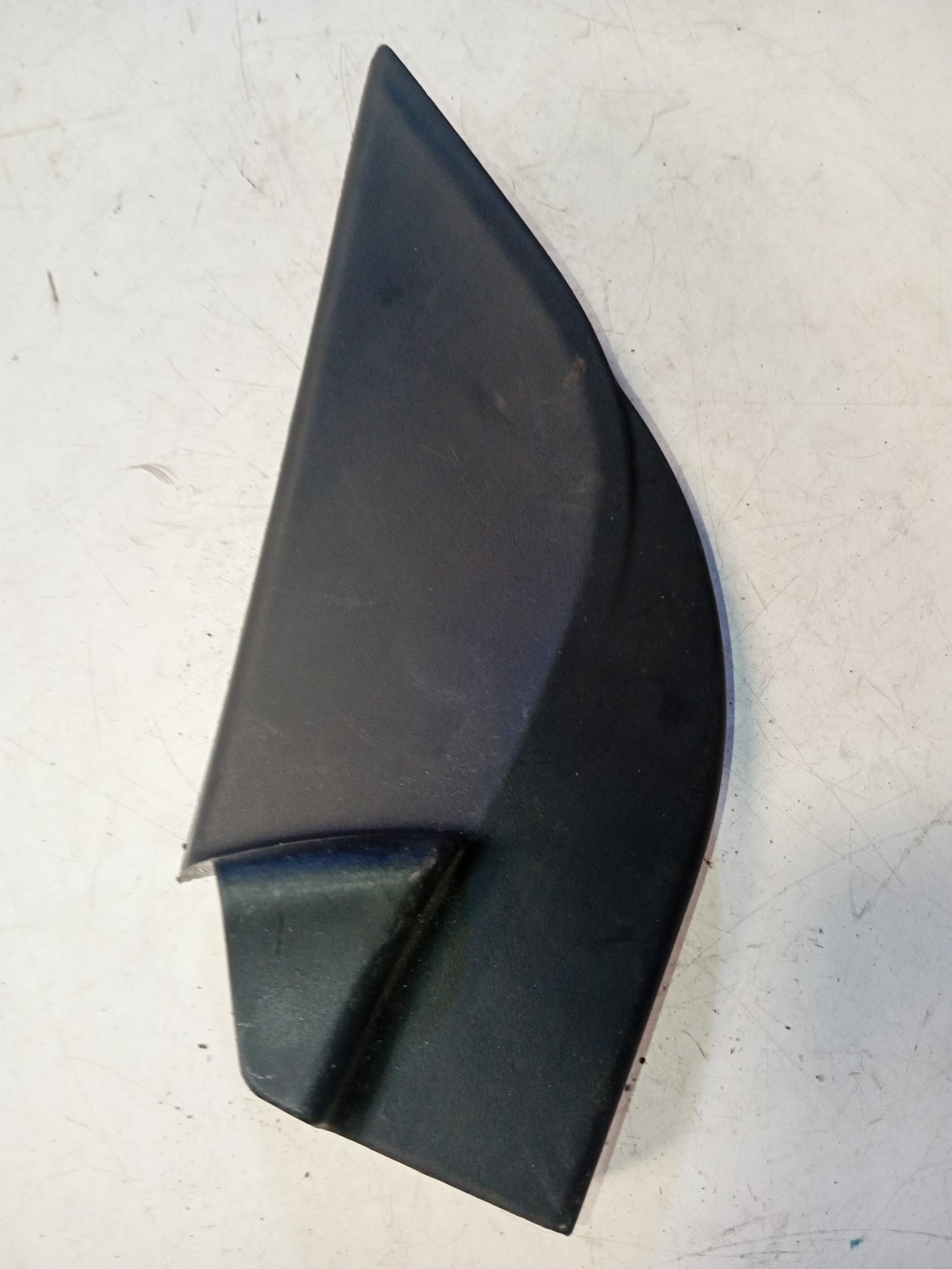 Moldura Interna Retrovisor Nissan Sentra B16 2007 2012