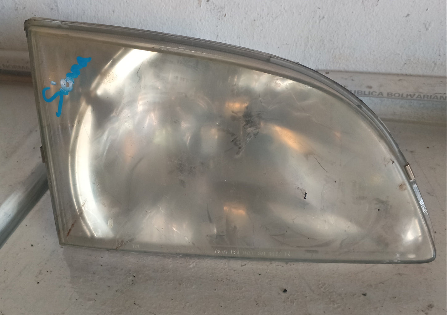 Faro Delantero Toyota Sienna 2001-2003