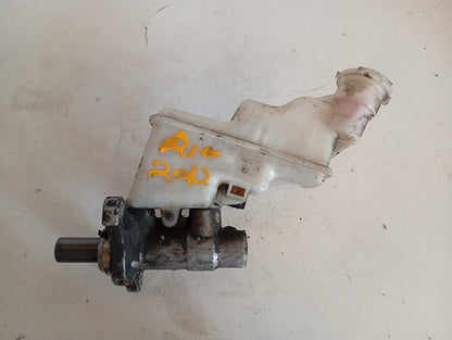 Bomba Freno Kia Rio 2012