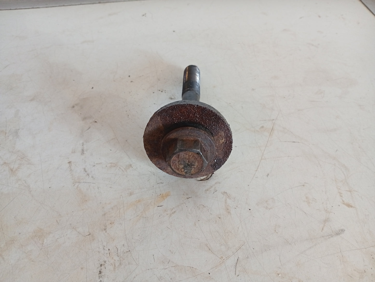 Tornillo Damper Dodge Ram 5.7 2011