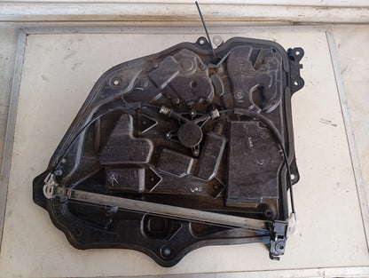 Tapa Puerta Manilla y Corneta Mazda5