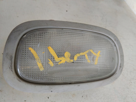 Lampara Luz Maletero Jeep Liberty Cherokee 2002-2010