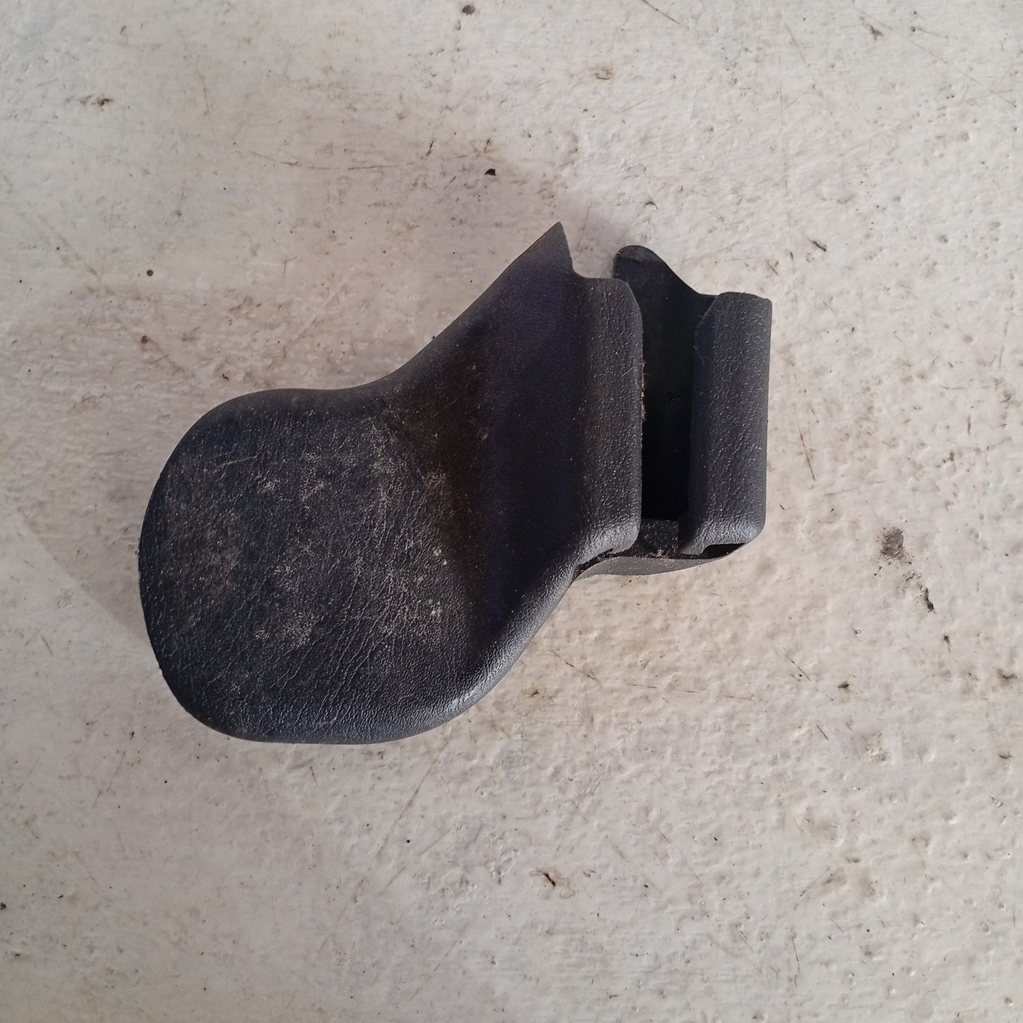 Tapa Tuerca Asiento Nissan Sentra B15