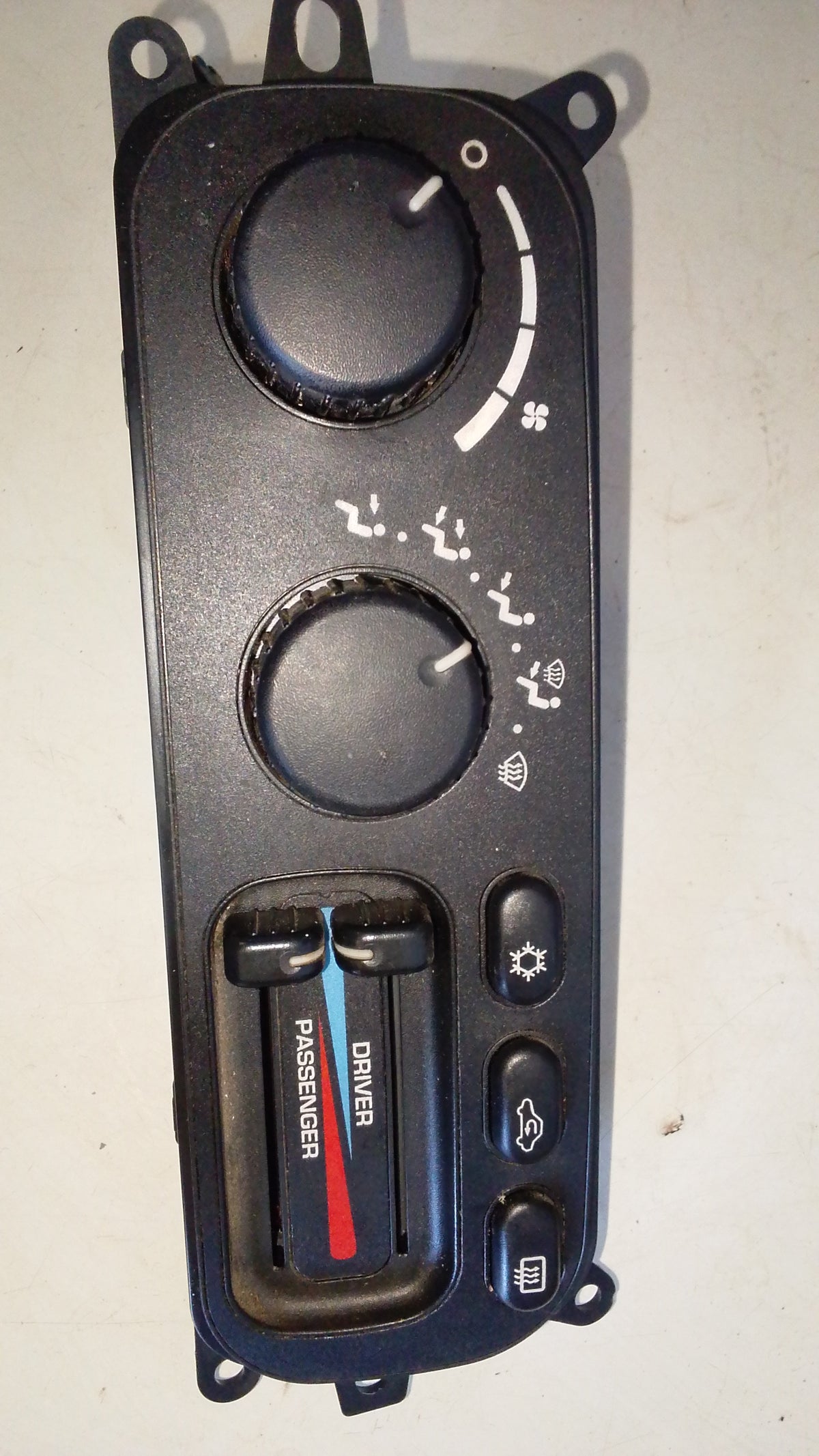 Mando Aire Acondicionado Dodge RAM 2500 2002 2005